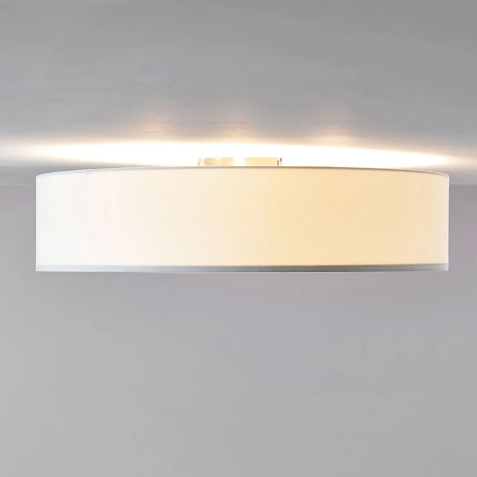 Lámpara de techo de tela Gordana en blanco, 57 cm