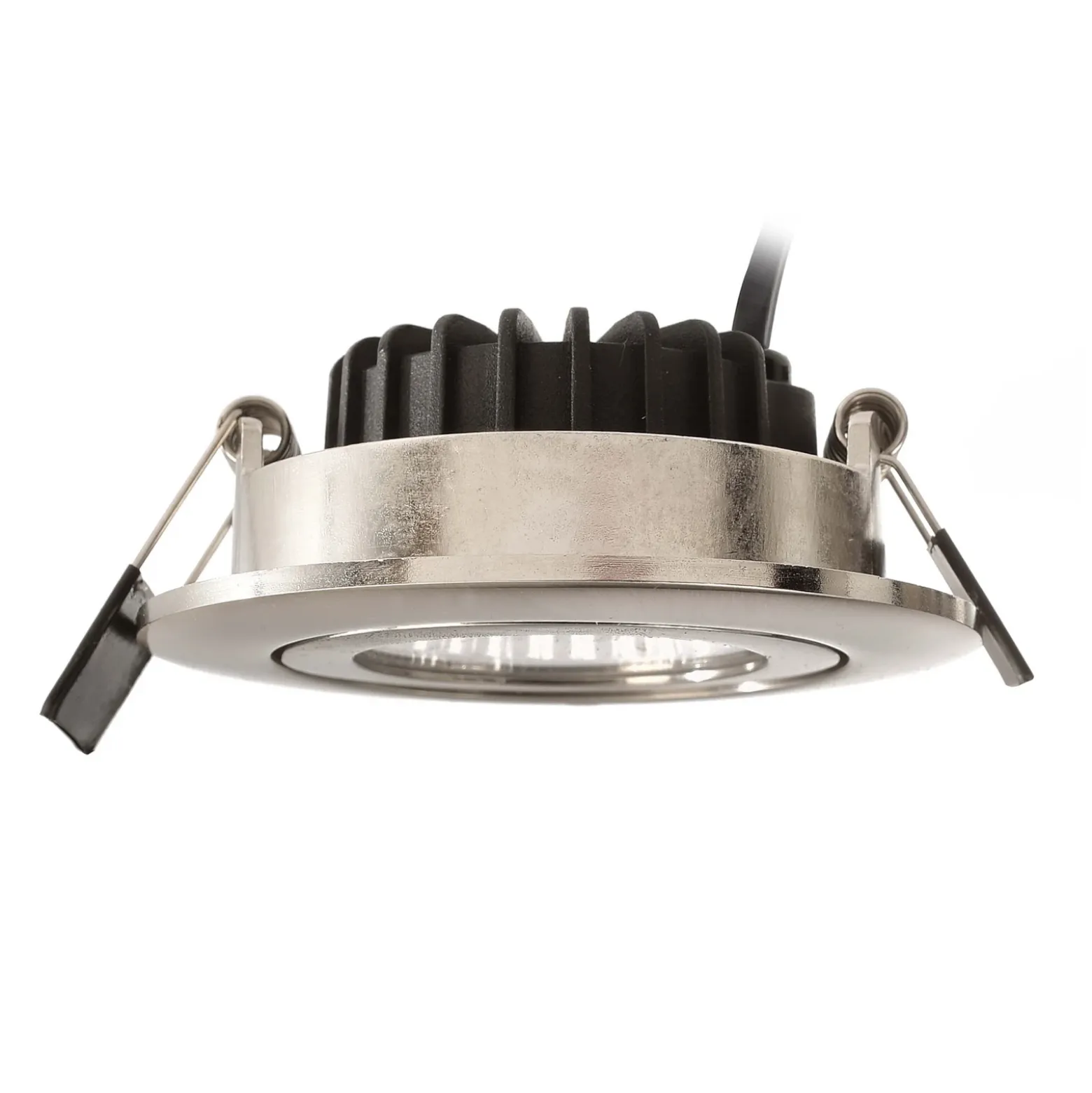Lámpara de techo empotrable LED Dione, IP44, 3.000 K, níquel, atenuable