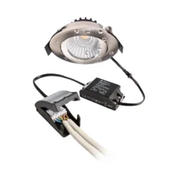 Lámpara de techo empotrable LED Dione, IP44, 2.700 K, níquel, atenuable