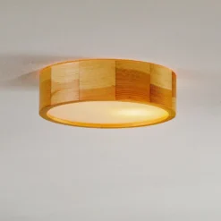 Lámpara de techo Envostar Kerio, Ø 27 cm, pino natural