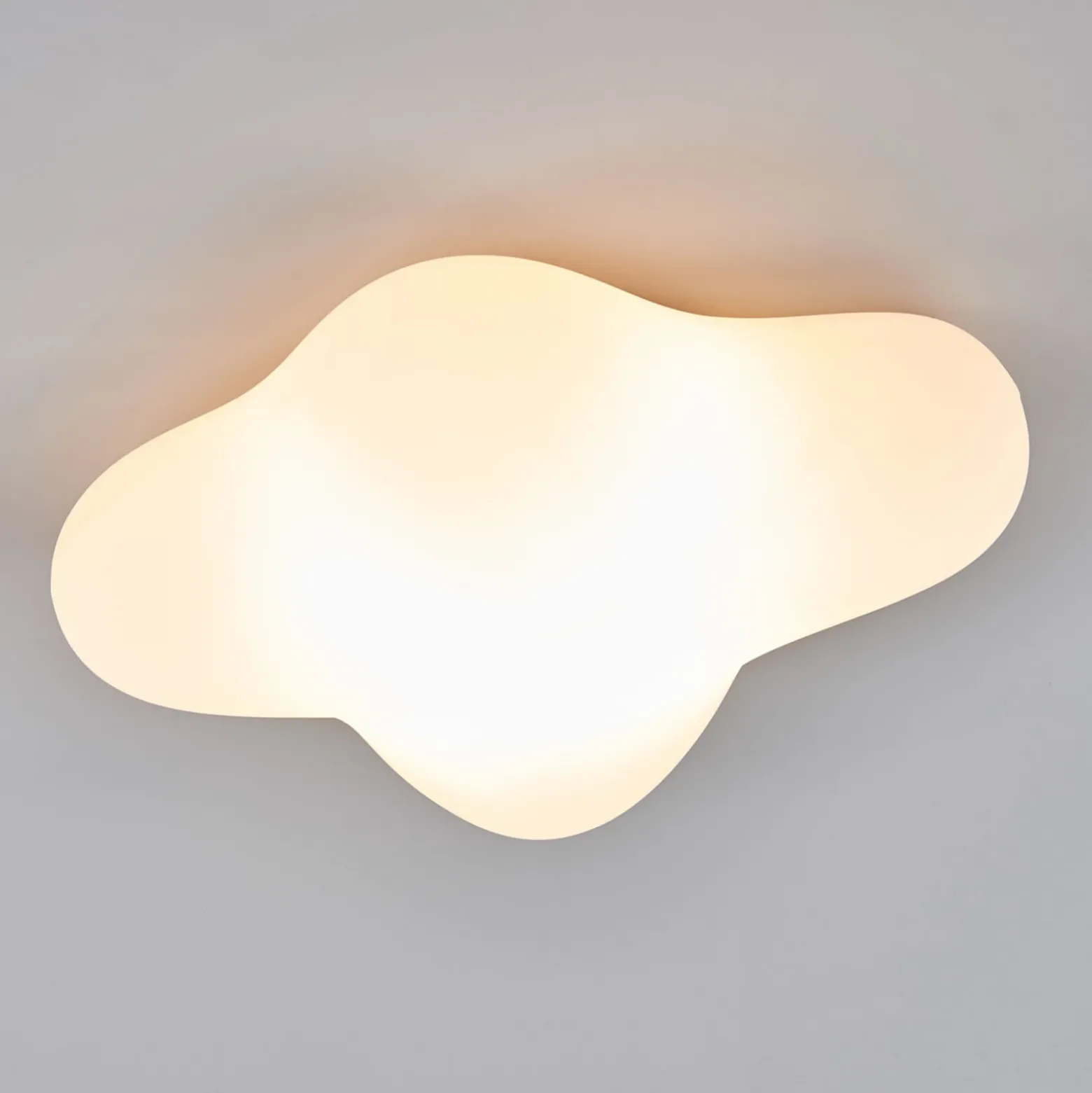 Lámpara de techo EOS en forma de nube, 50 cm