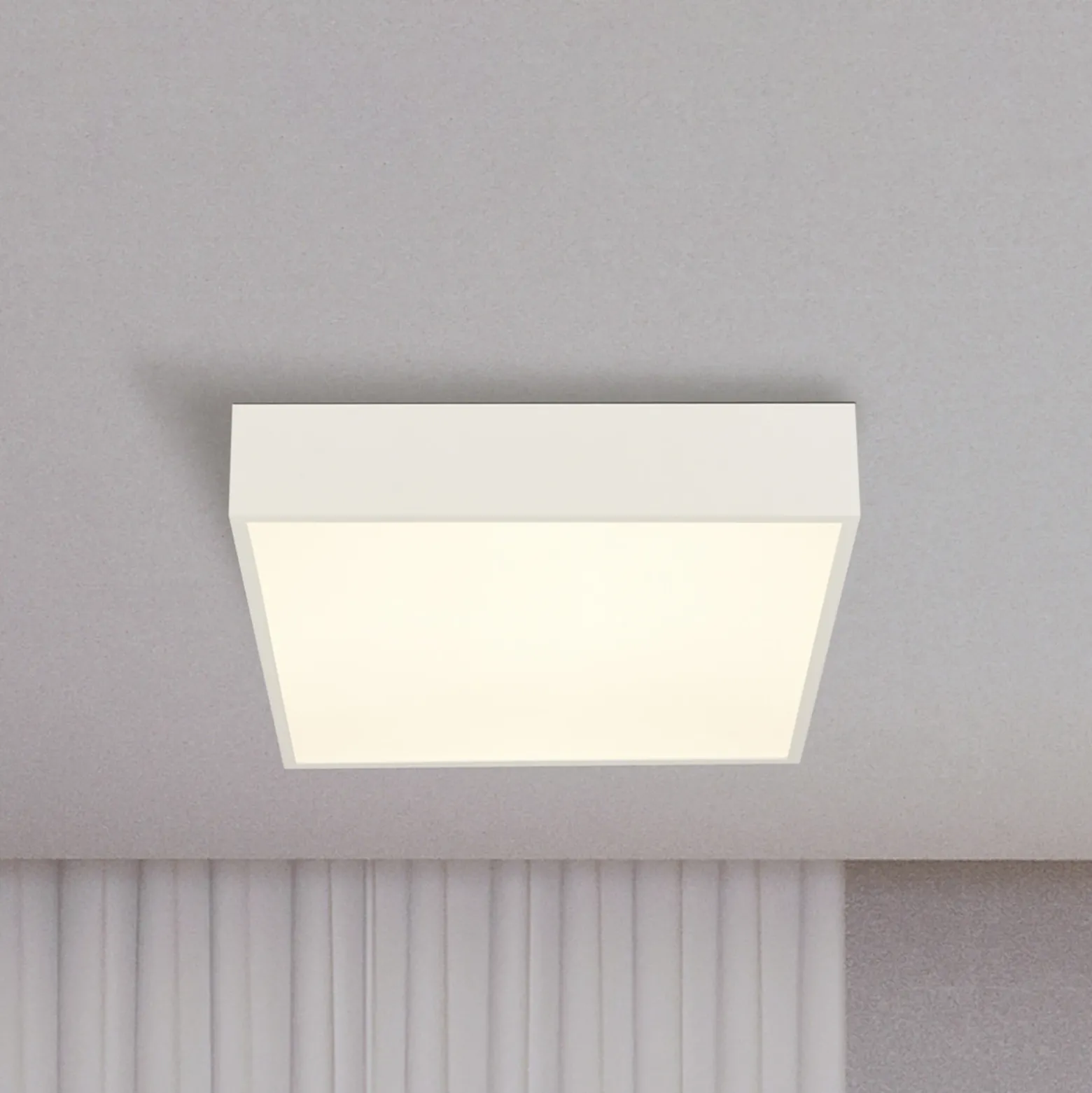 Lámpara de techo LED para baño Zeus, blanca, longitud 30 cm, metal