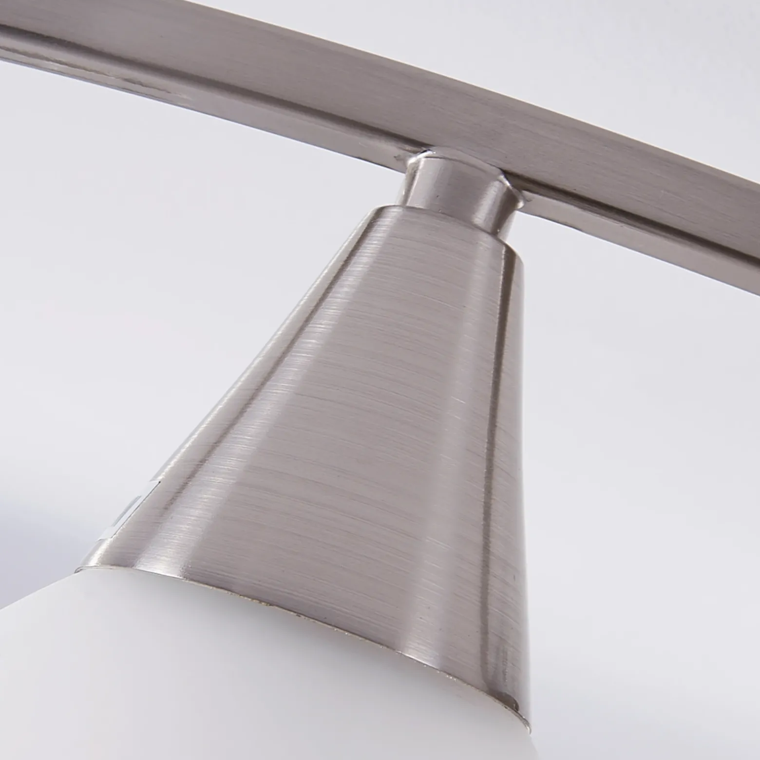 Lámpara de techo Lindby Della, níquel, Ø 58 cm, 3 luces, E14