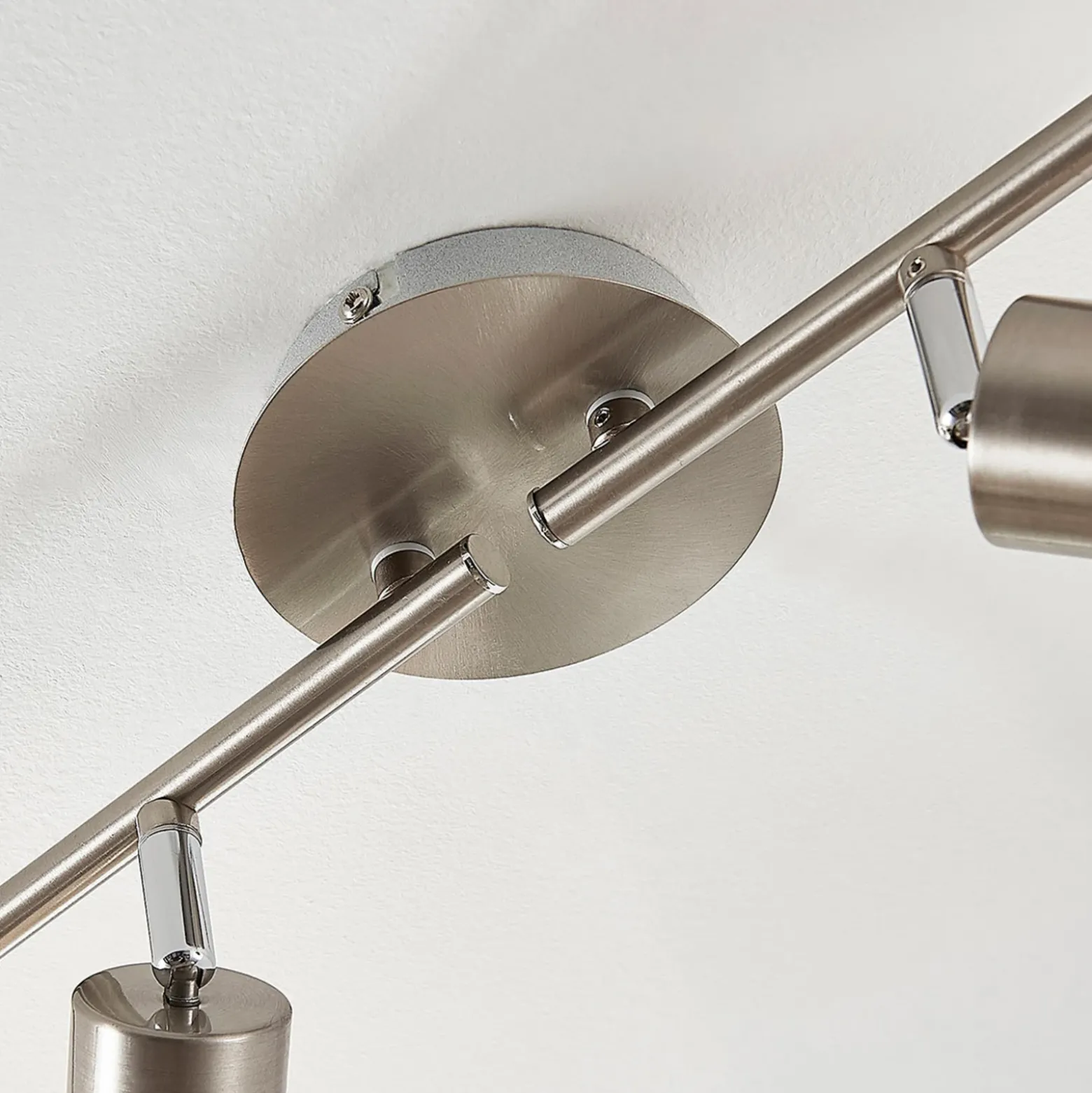 Lámpara de techo Lindby Elaina, 70 cm, 4 luces, níquel, cristal, E14