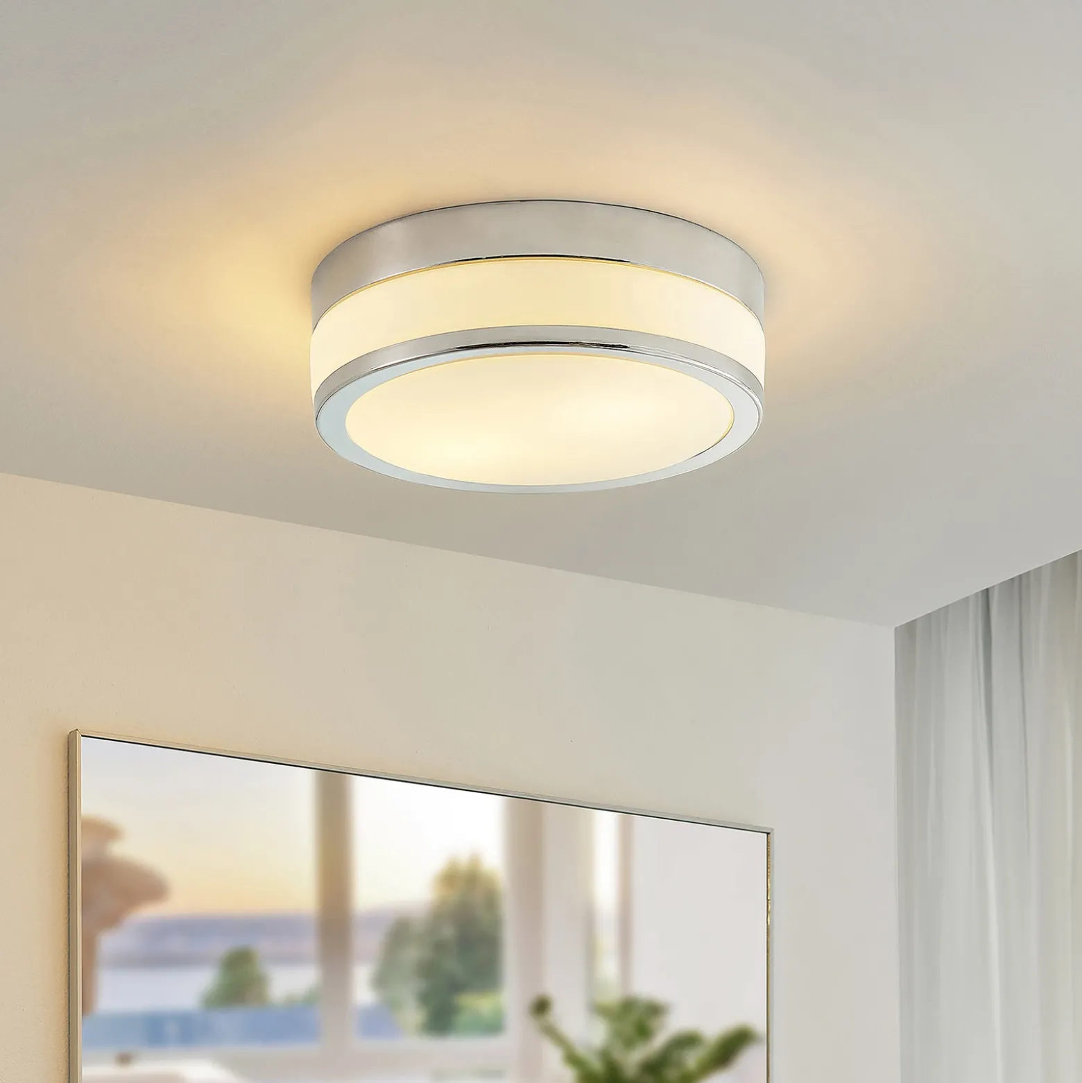 Lámpara de techo Lindby Flavi, Ø 28 cm, cromada, cristal, IP44, E27