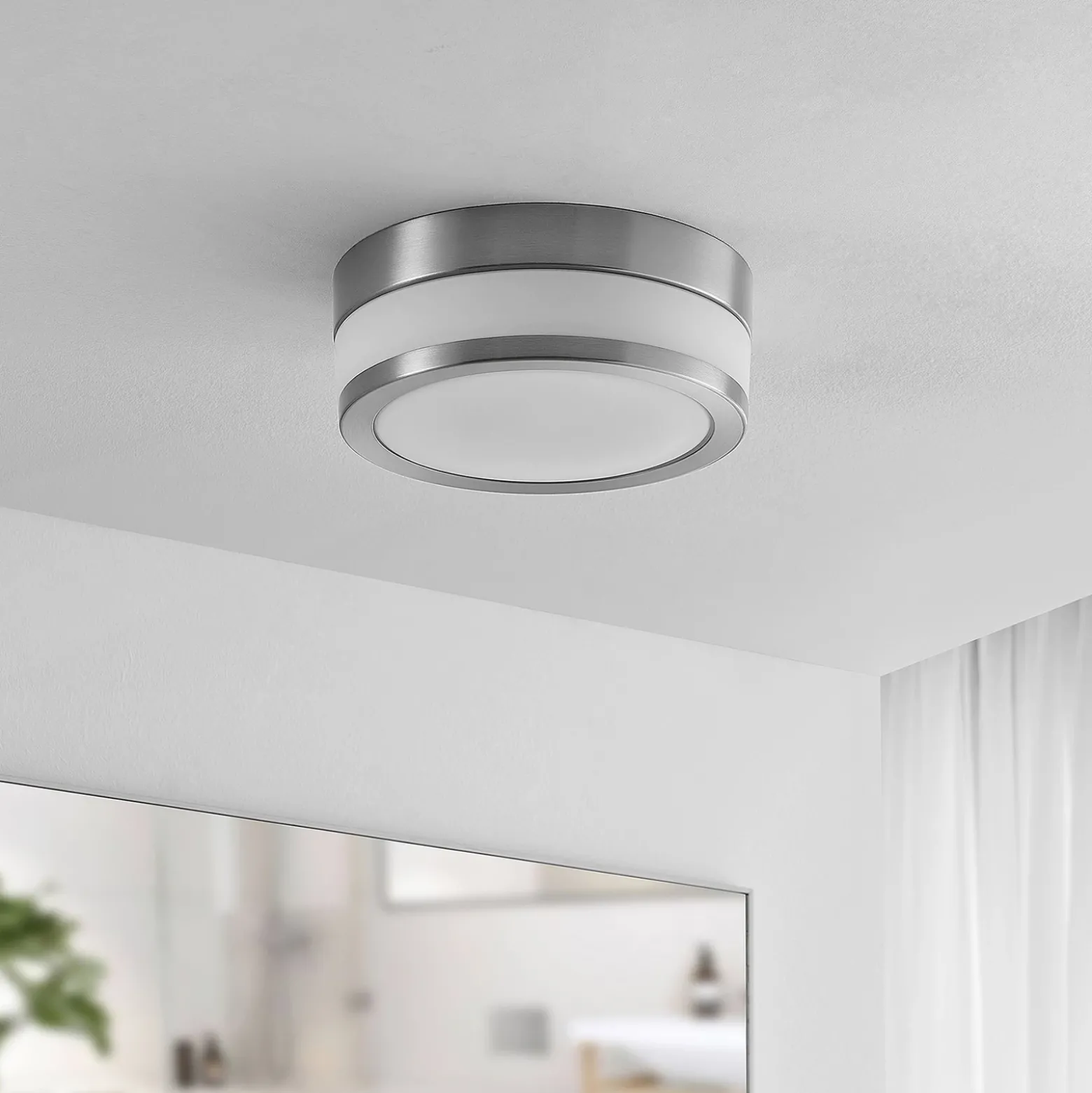 Lámpara de techo Lindby Flavi, Ø 23 cm, níquel, cristal, IP44, E27