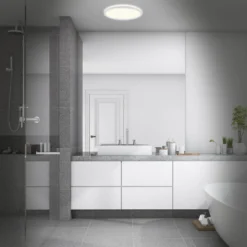 Lámpara de techo para baño LED Slim Drip, blanca, Ø 42 cm
