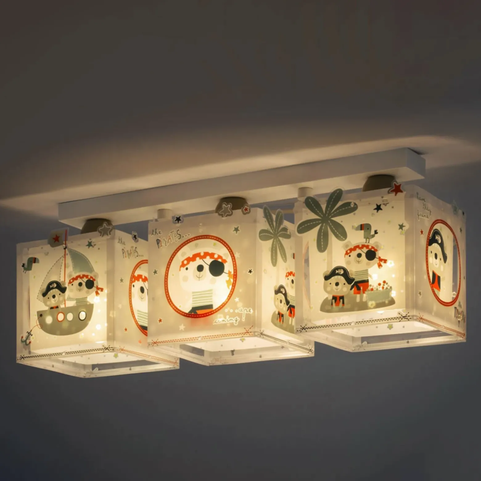 Lámpara de techo Pirat de 3 luces para la habitación de los niños