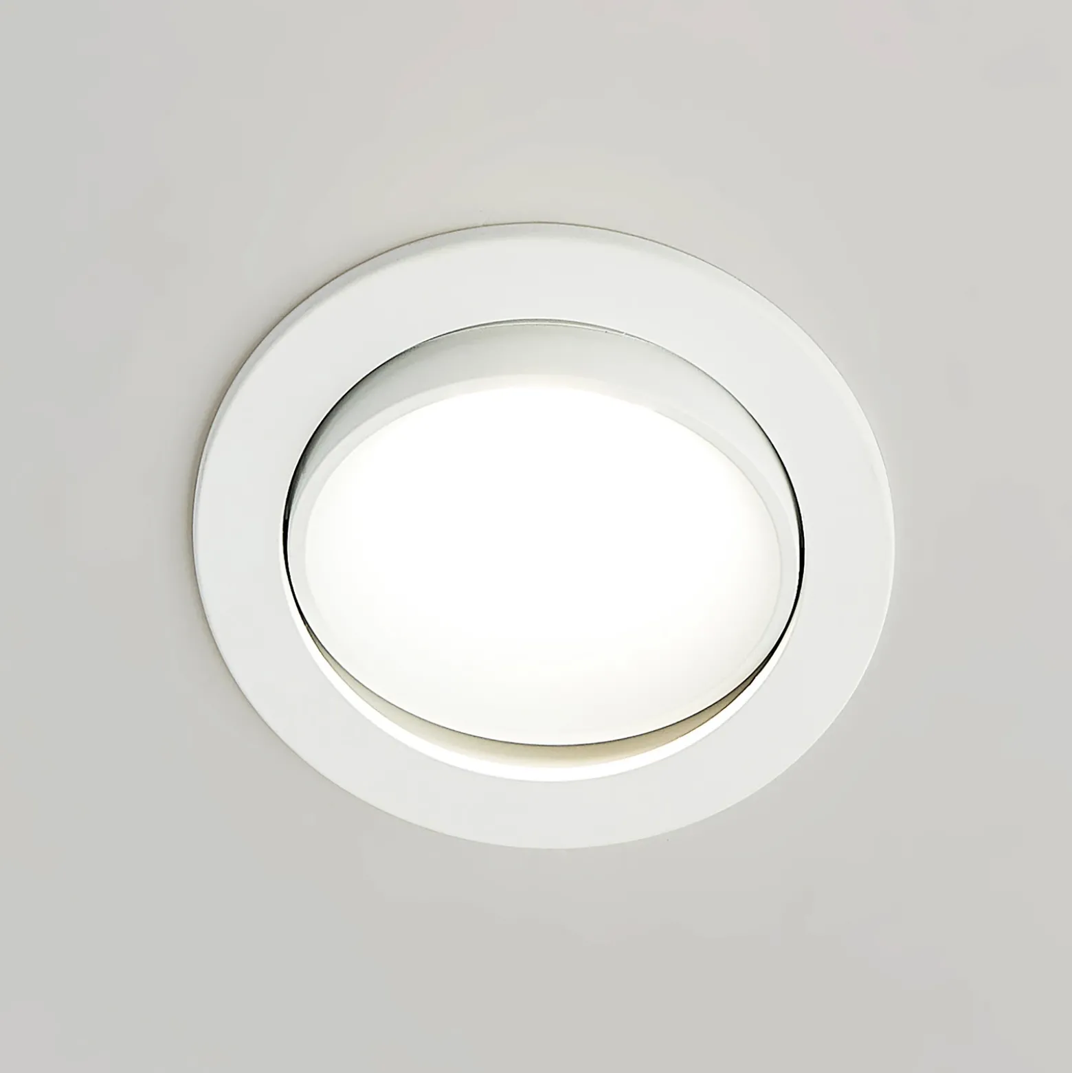 Lámpara empotrable LED Arcchio Katerin, 10 cm, blanca, orientable