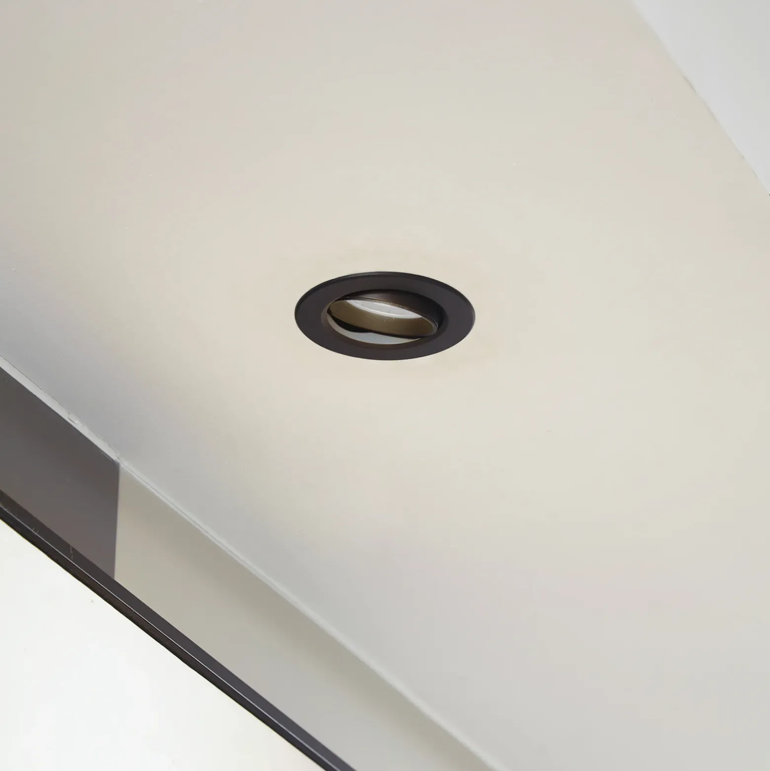 Lámpara empotrable Prios LED Shima, negra, 7 W, 3000K, atenuable