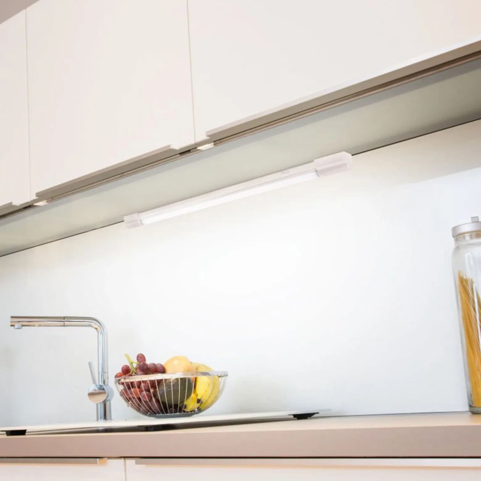 Lámpara LED bajo mueble Arax 160, 159,1 cm, 19 W