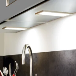 Lámpara LED bajo mueble Dynamic LED Sky, gris, 21 cm, CCT