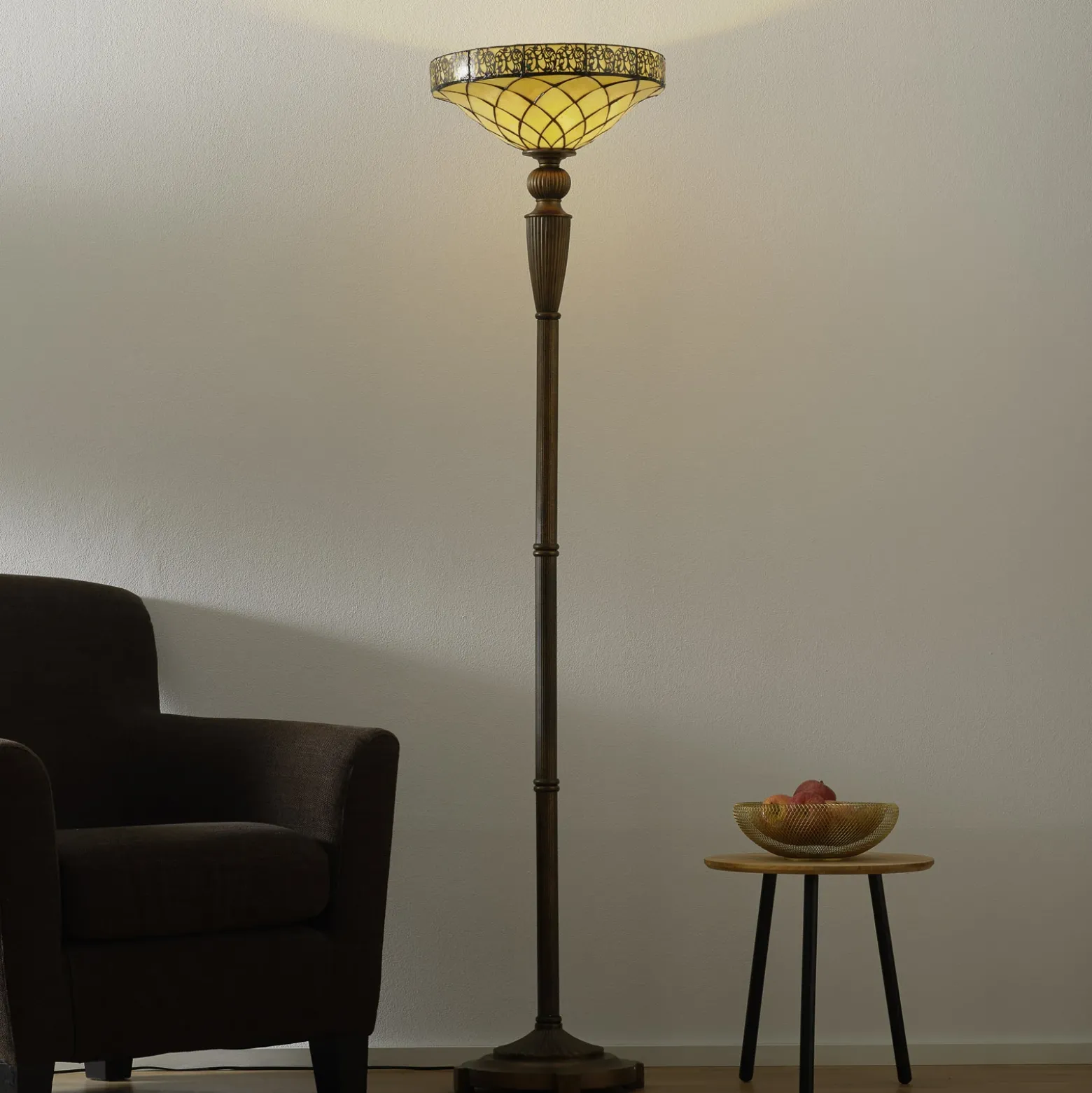 Lámpara LED de pie Diamond, estilo Tiffany