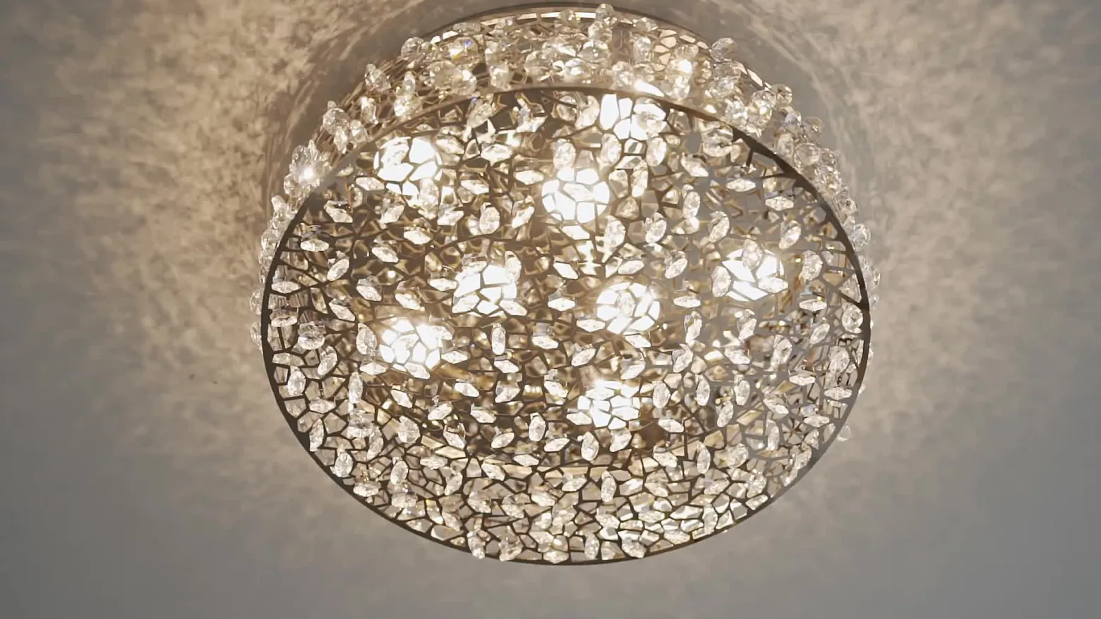 Lámpara LED de techo Felias brillante, redonda