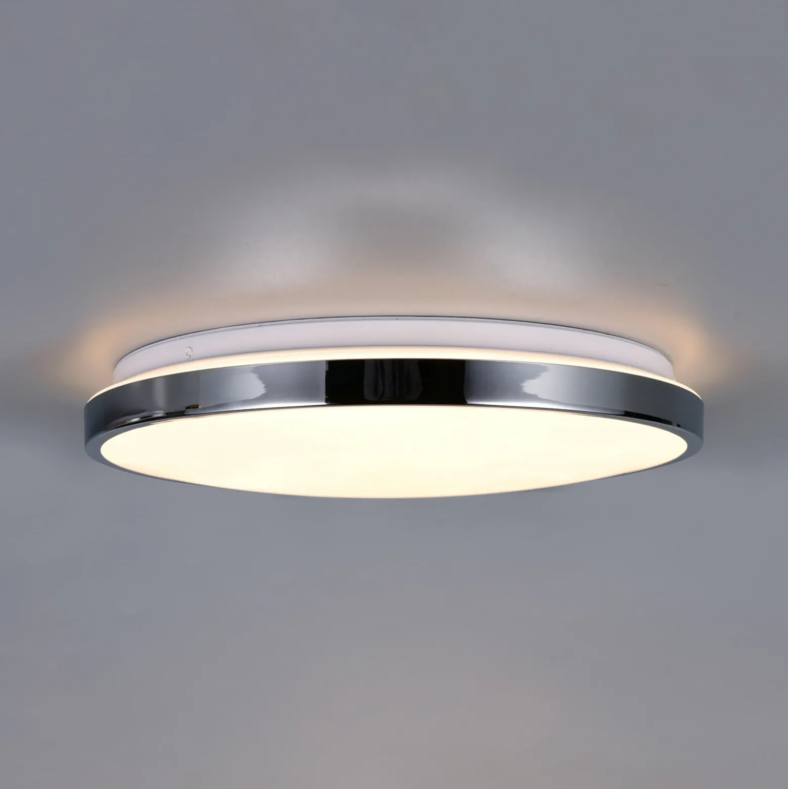 Lámpara LED de techo Fena, color cromo, Ø 38 cm, metal, IP44