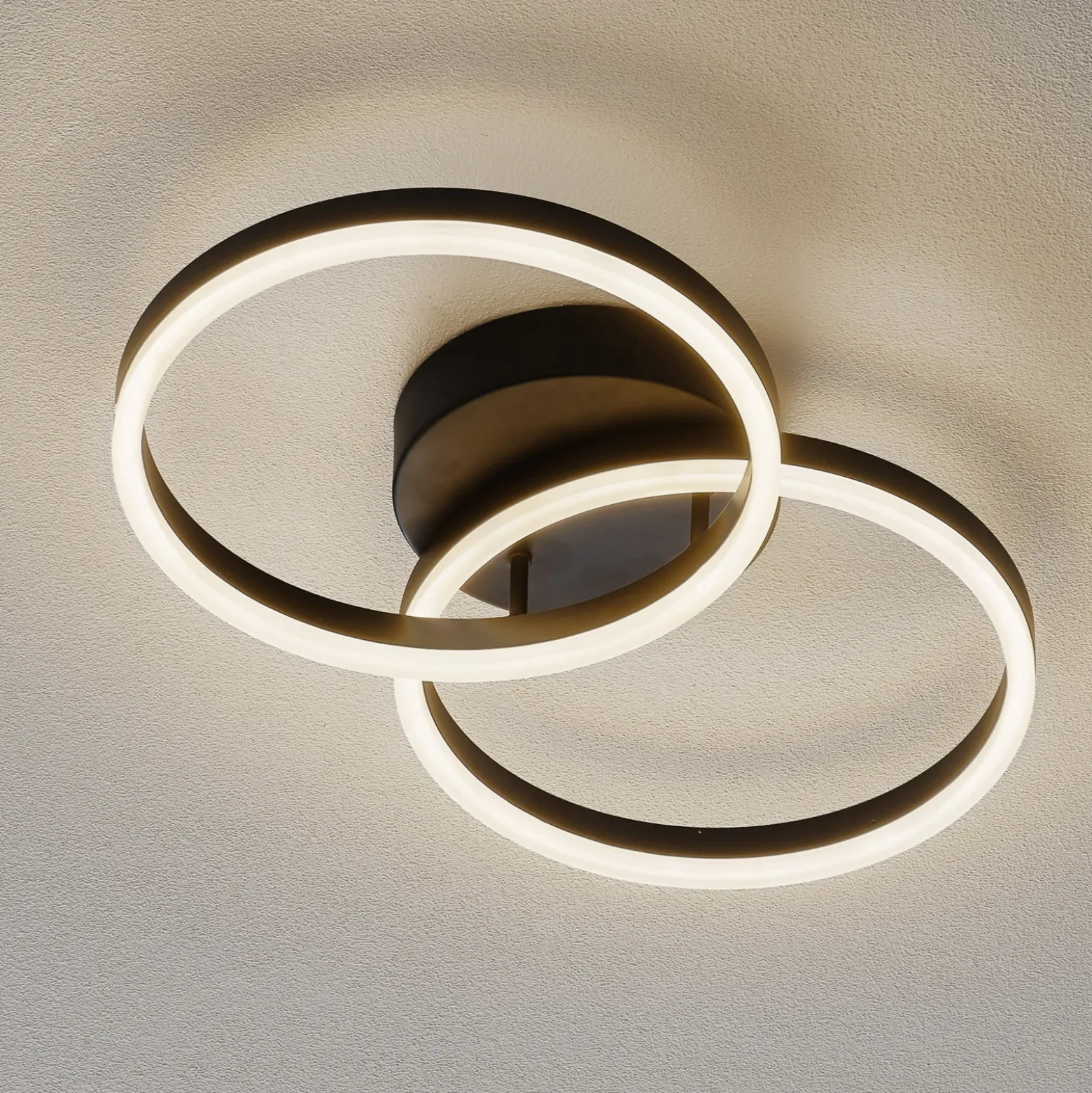 Lámpara LED de techo Giotto, 2 luces, negro