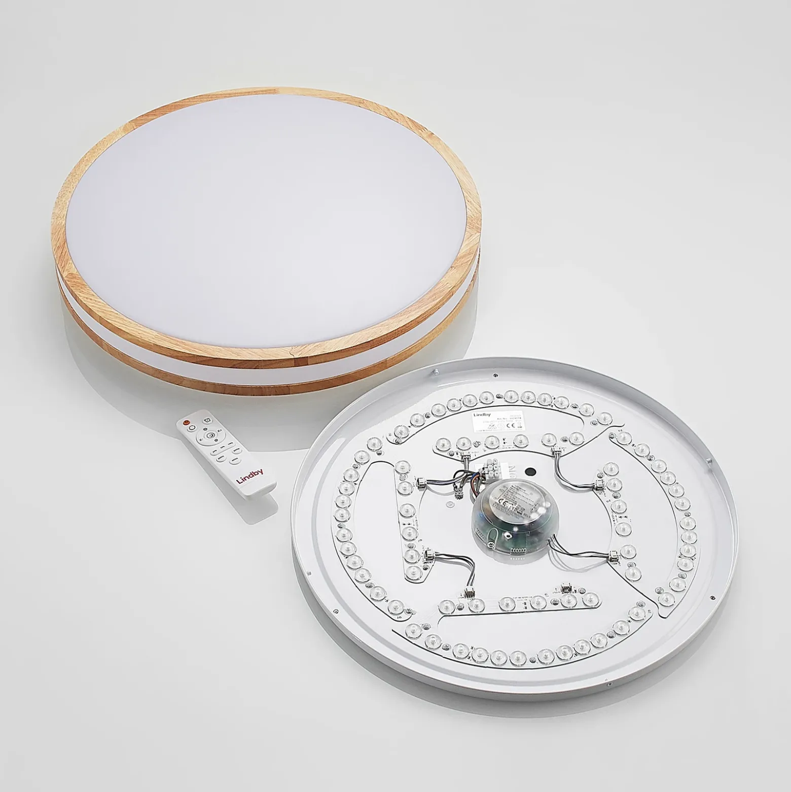 Lámpara LED de techo Lindby Emiva, 50 cm, madera clara, CCT
