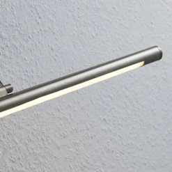 Lámpara LED para cuadros Lindby Mailine, 69 cm, níquel, interruptor