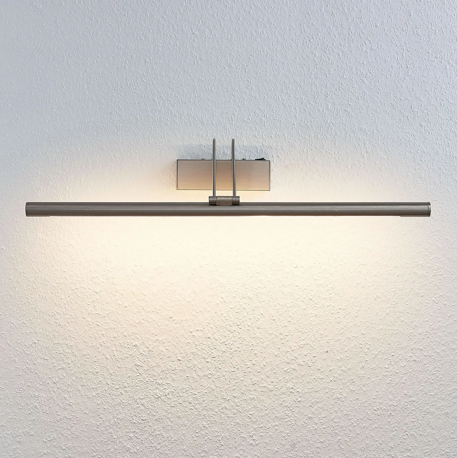 Lámpara LED para cuadros Lindby Mailine, 69 cm, níquel, interruptor