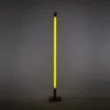 Lámpara LED SELETTI Linea, amarilla, detalles de madera, universal