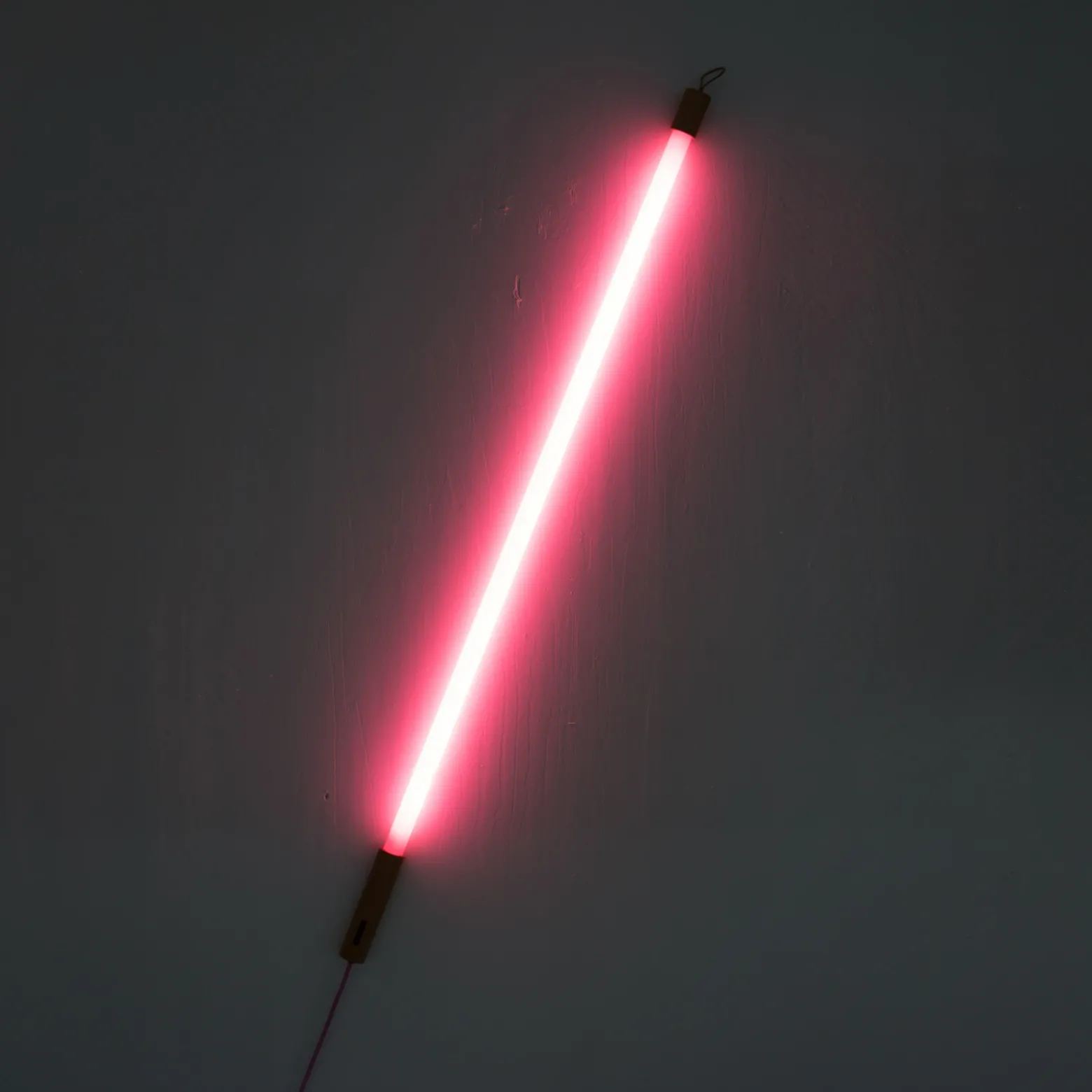 Lámpara LED SELETTI Linea, fucsia, detalles de madera, universal
