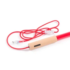 Lámpara LED SELETTI Linea, roja, detalles de madera, universal