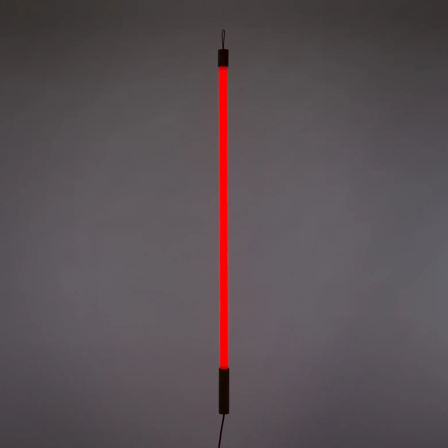 Lámpara LED SELETTI Linea, roja, detalles de madera, universal