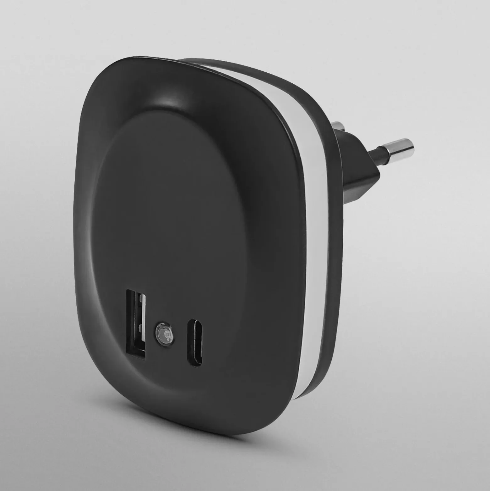 Lámpara nocturna LED para enchufe LUNETTA EDGE de OSRAM, negro Sensor