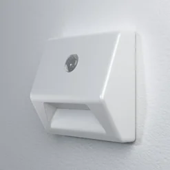 Lámpara nocturna OSRAM NIGHTLUX STAIR, blanca, sensor, batería IP54