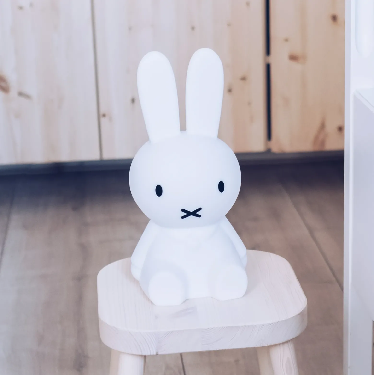 Lámpara recargable Mr Maria Miffy First Light, 30 cm