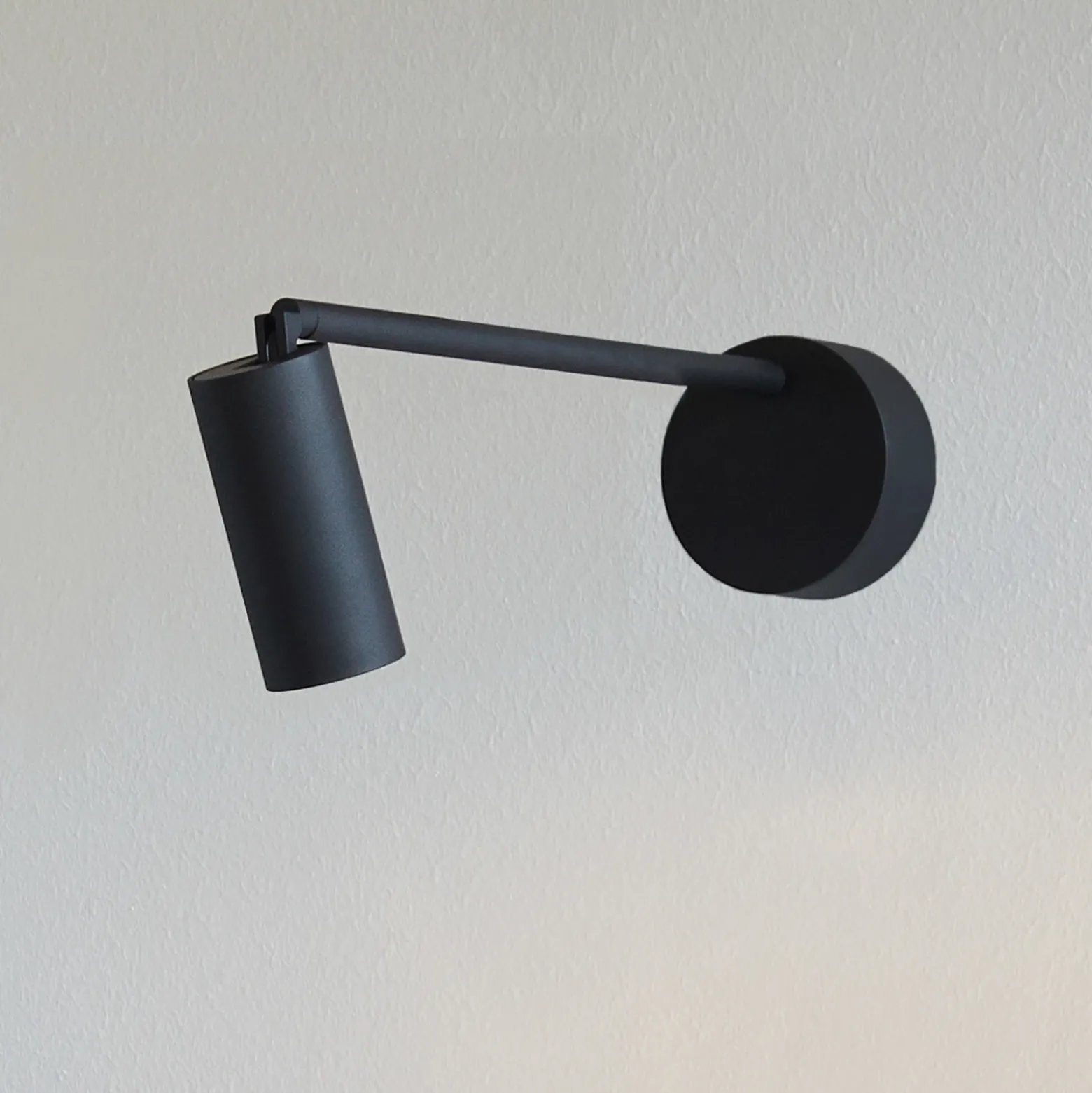 LOOM DESIGN Foco LED Iris, negro, aluminio, Ø 4,5 cm