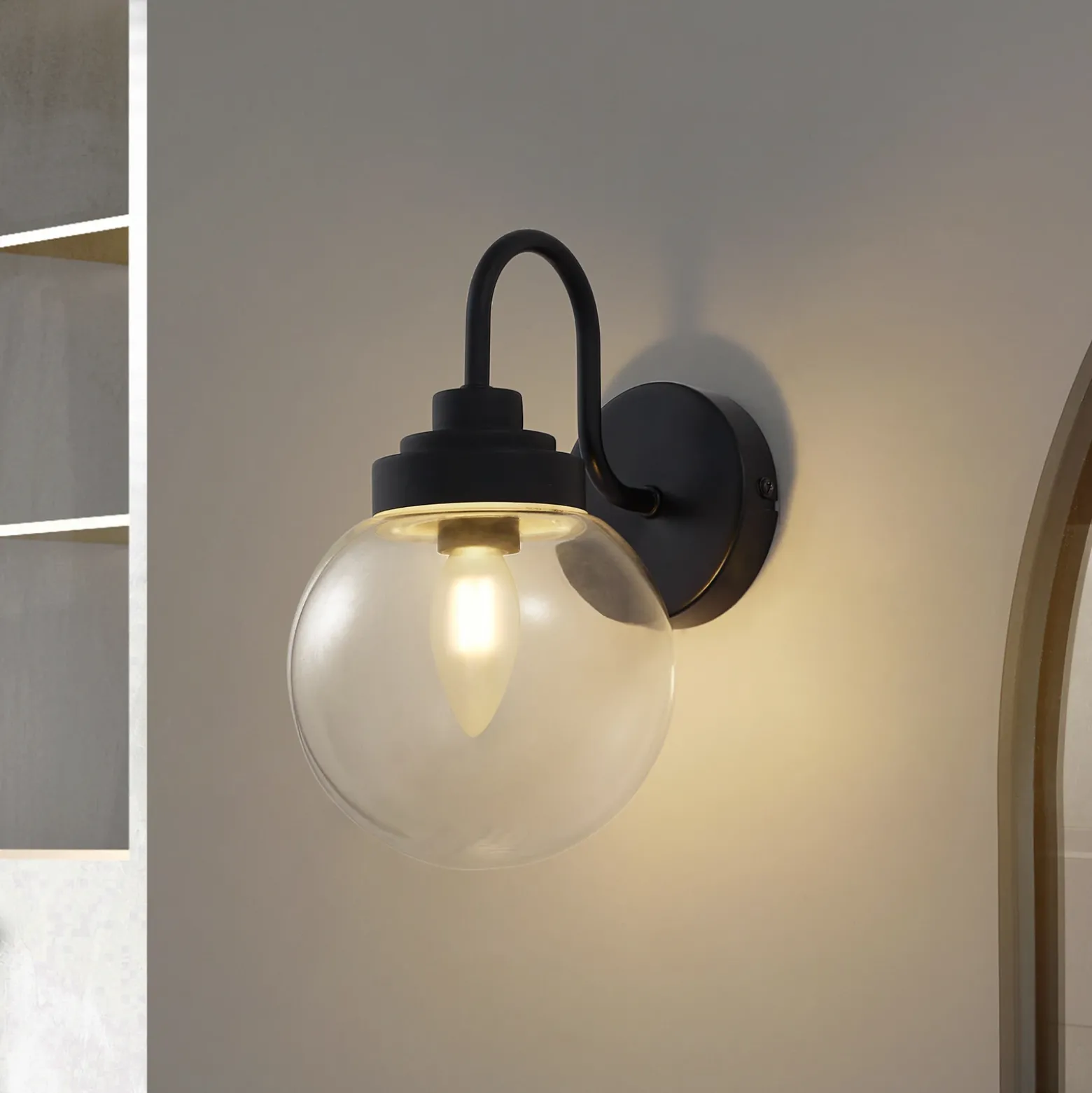 Lucande aplique de pared Badolo, negro, cristal, 25 cm de altura, IP44