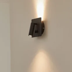 Lucande aplique de pared LED Magya, negro, 2 luces, angular