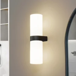 Lucande Basolo aplique para baño, negro, altura 31,5 cm, cristal