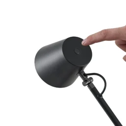 Lucande LED lámpara de escritorio Tarris, altura 46 cm, negro