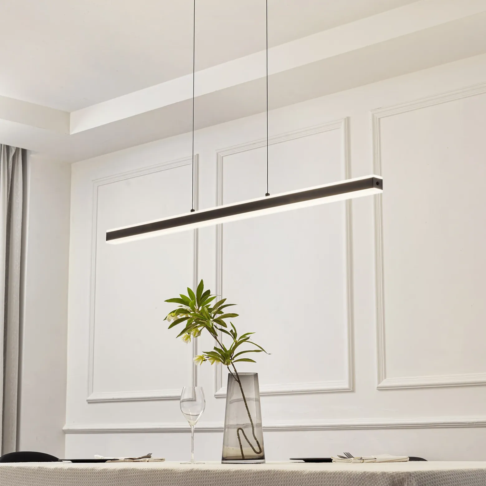 Lucande Lámpara colgante LED Pendolo, negra, aluminio, 120 cm