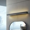 Lucande Lámpara de espejo LED Zafira, negra, aluminio, 90 cm, IP44