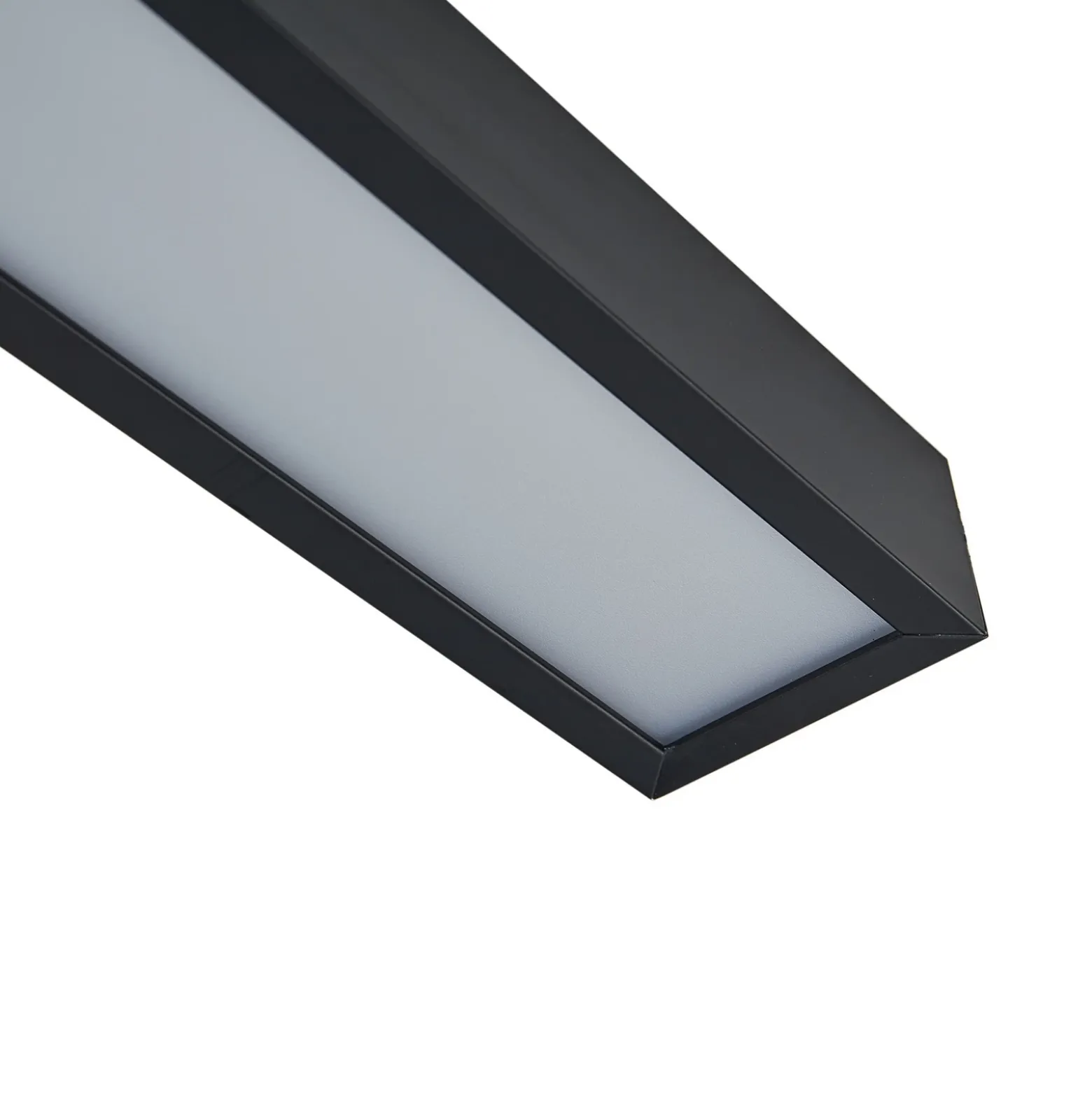 Lucande Lámpara de espejo LED Zafira, negra, aluminio, 90 cm, IP44