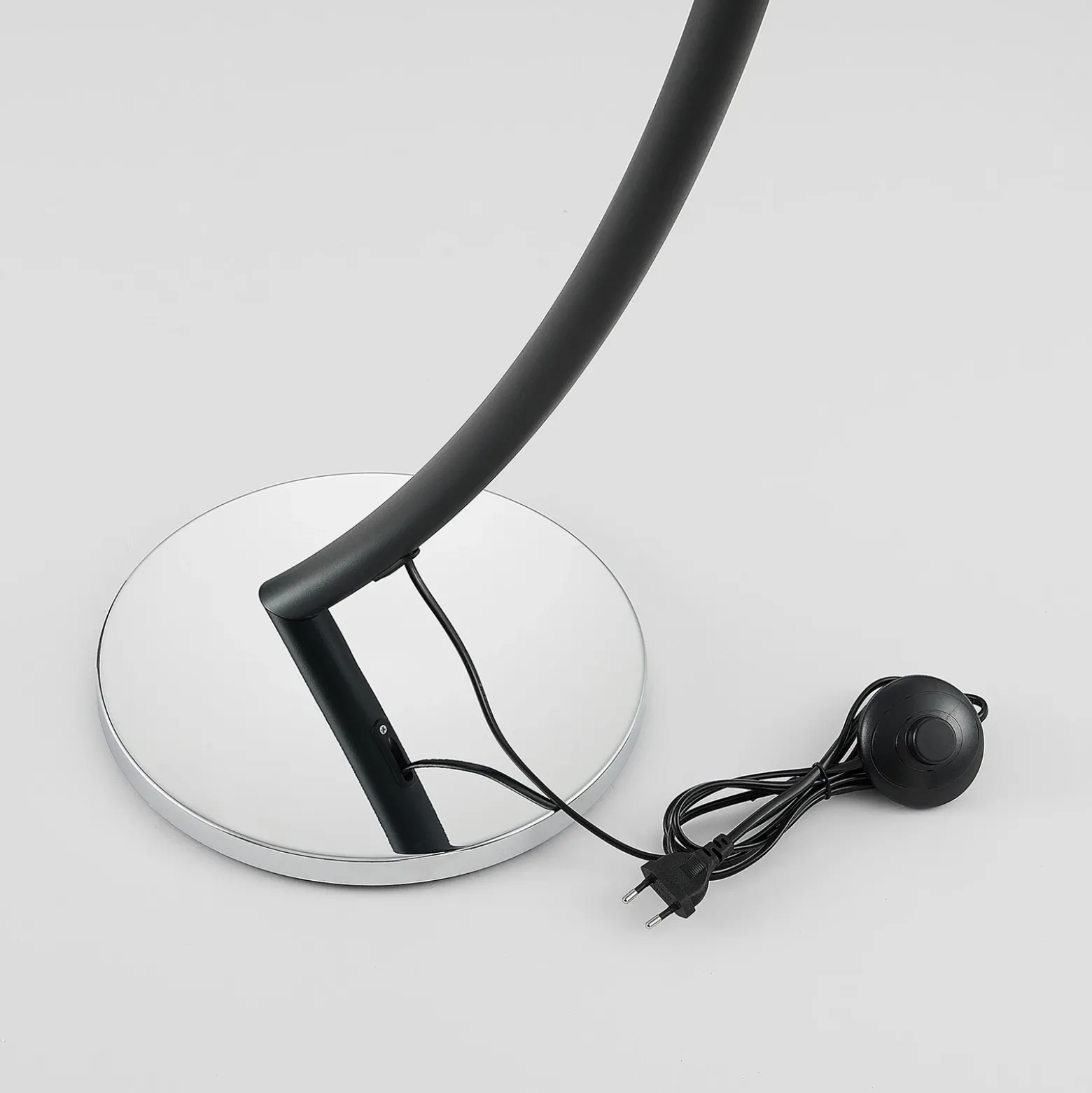 Lucande Lámpara de pie Evelyna, gris/negro, metal, 192 cm