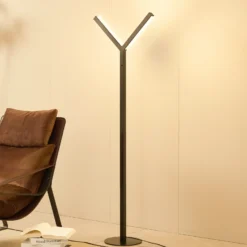 Lucande Lámpara de pie LED Ilian, negra, metal, CCT, atenuable