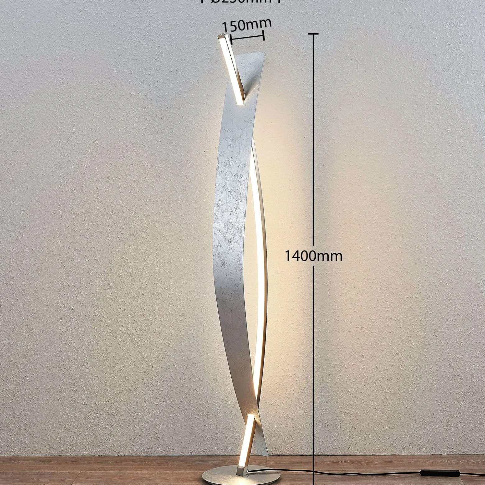 Lucande Lámpara de pie LED Marija, plateada, atenuable, 140 cm
