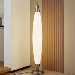 Lucande Lámpara de pie LED Tarell, blanco/níquel, 146 cm, atenuable