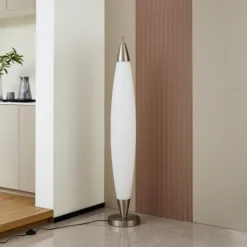 Lucande Lámpara de pie LED Tarell, blanco/níquel, 146 cm, atenuable