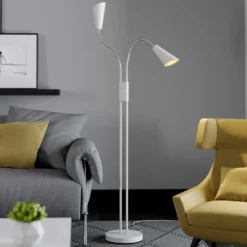 Lucande Lámpara de pie Medira, blanca, 2 luces, ajustable, GU10