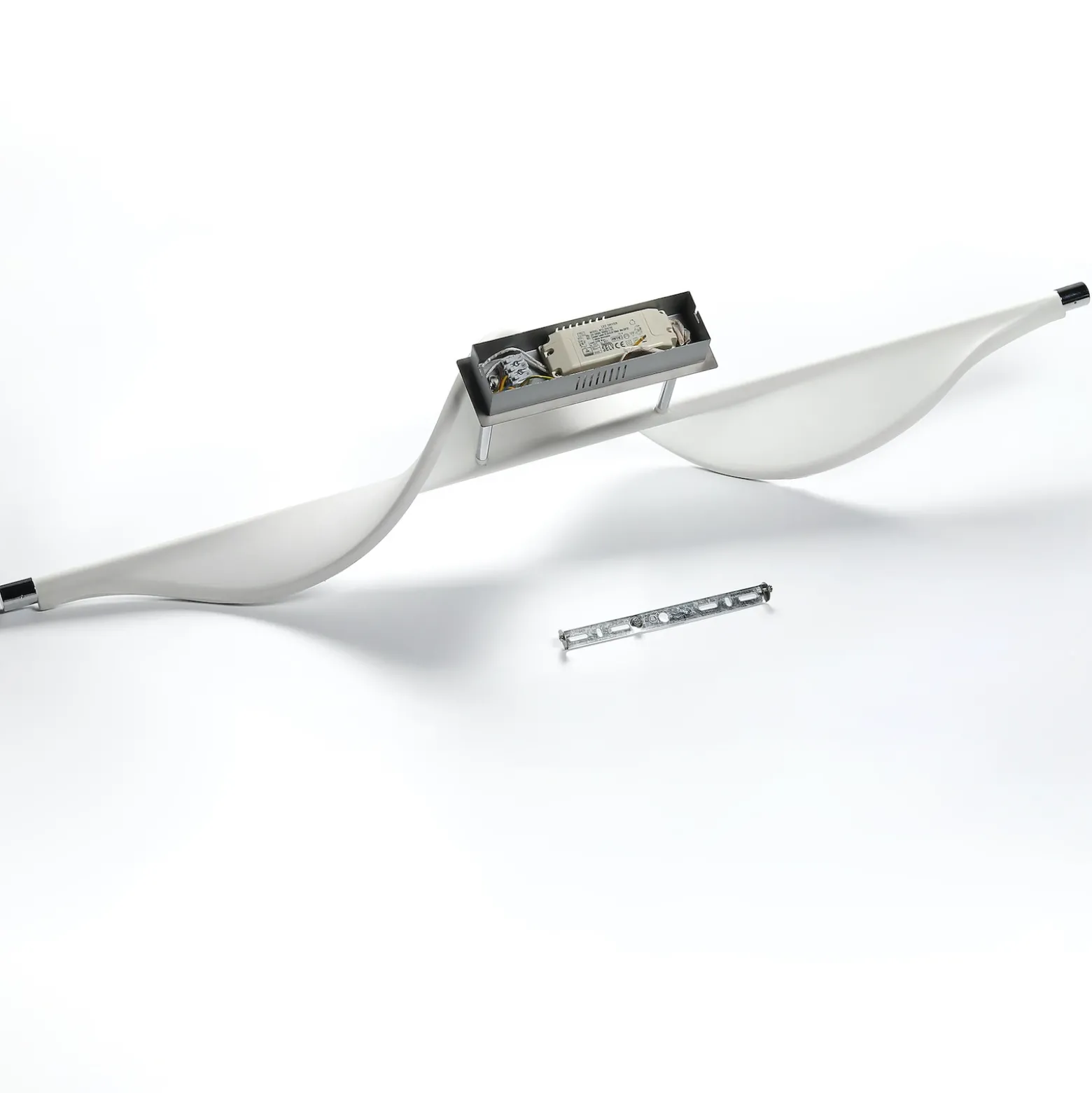 Lucande Lámpara LED de techo Edano, 122 cm, blanca, textil, atenuable