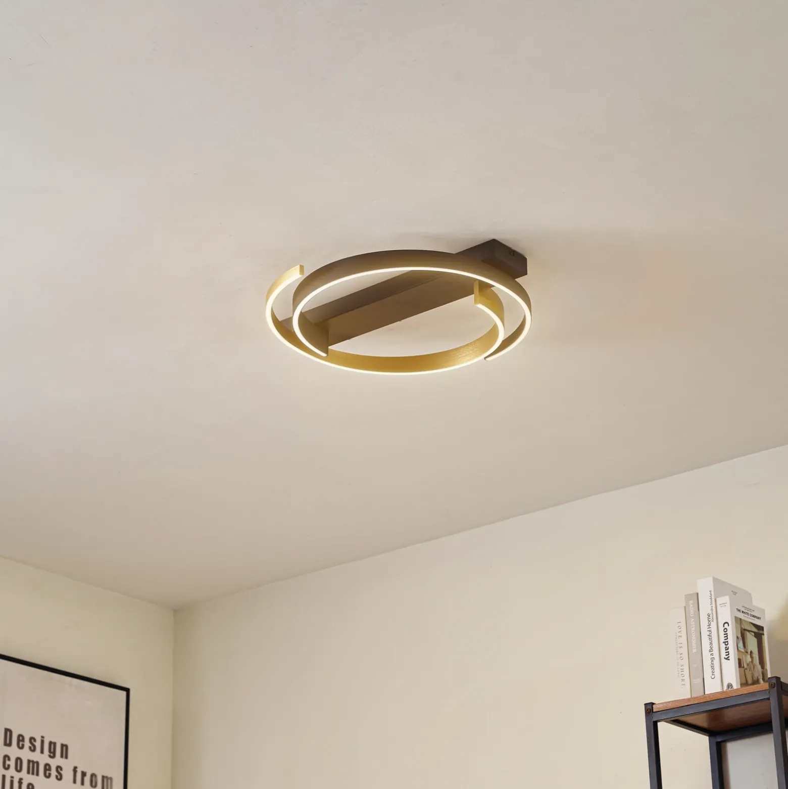Lucande Plafón LED Natsuma, negro/oro, metal, Ø 50 cm