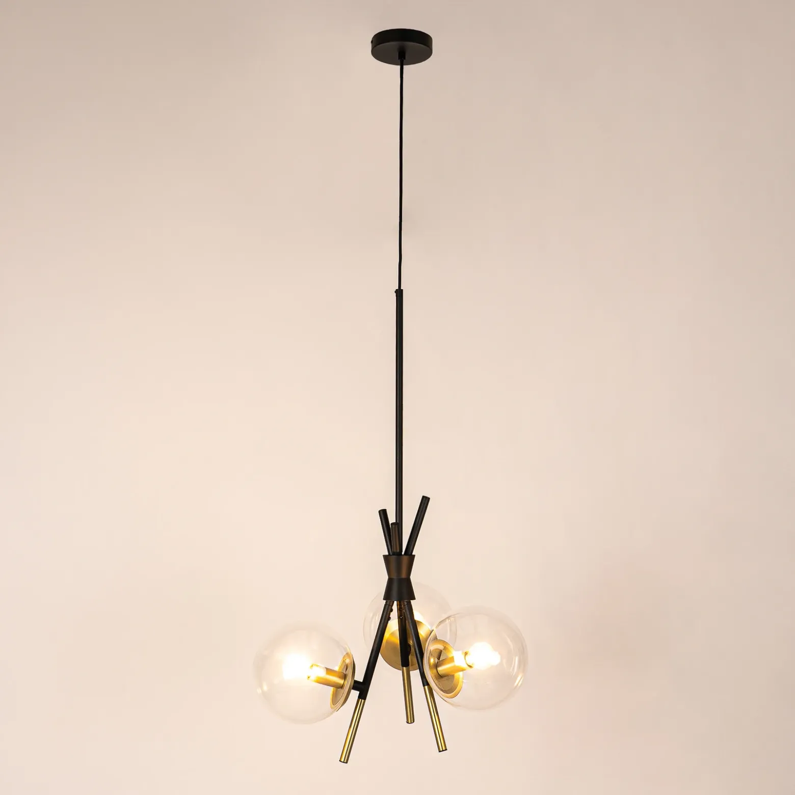 Lucande Sotiana lámpara colgante, 3 luces, redonda, latón