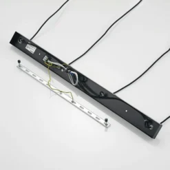 Lucande Tetira colgante, 4 luces, largo, negro