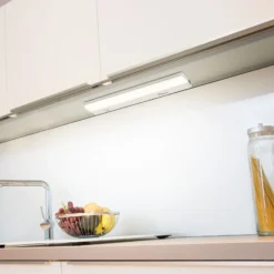 Luz LED bajo muebles Fida longitud 60 cm, dimmer
