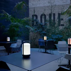 LZF Mini Chou lámpara de mesa LED batería, marfil